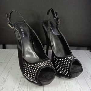 TOP Moda Black Studded Heels